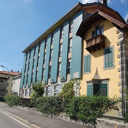 كورسيكو Hotel Naviglio Grande المظهر الخارجي الصورة